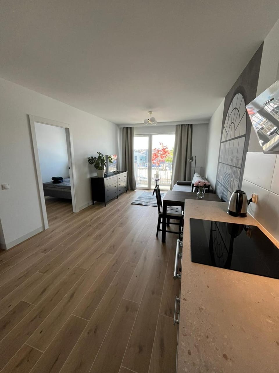 Kitchen or kitchenette, Living room