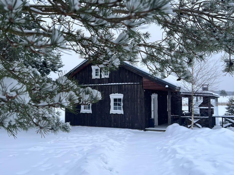 Property building, Natural landscape, Winter