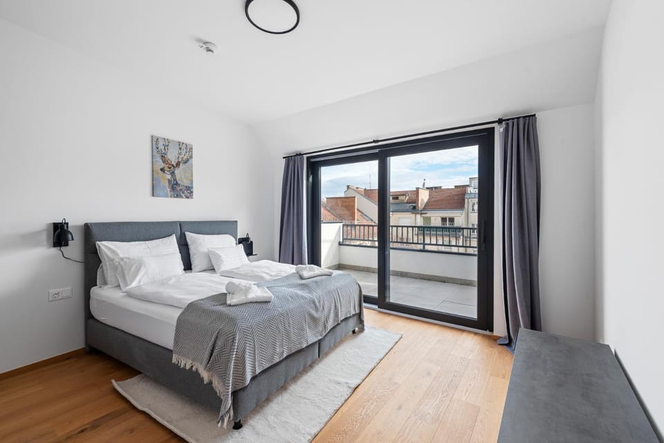 Bed, View (from property/room), Balcony/Terrace, Photo of the whole room, Bedroom, towels