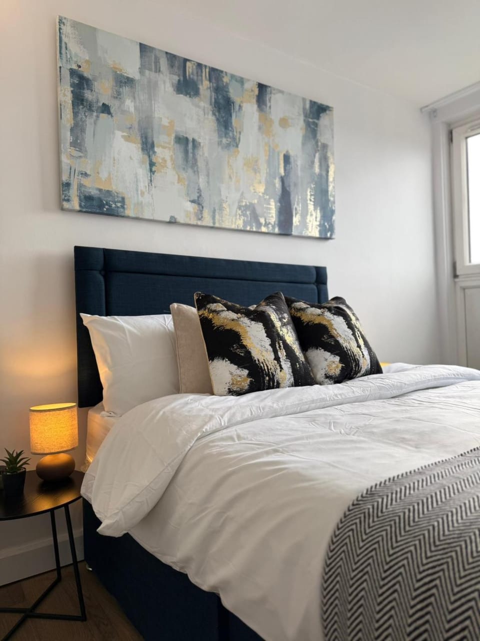 Top Floor Room Near Camden & Central London Vacation rental in London Borough of Islington