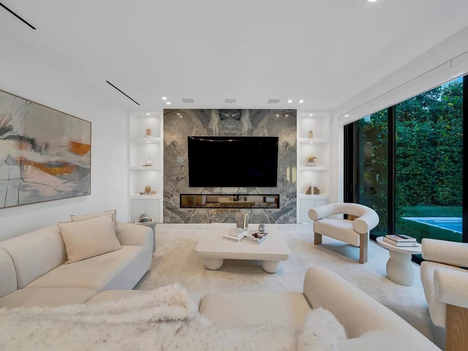 Luxury Pool Home - Downtown Brickell House in Brickell