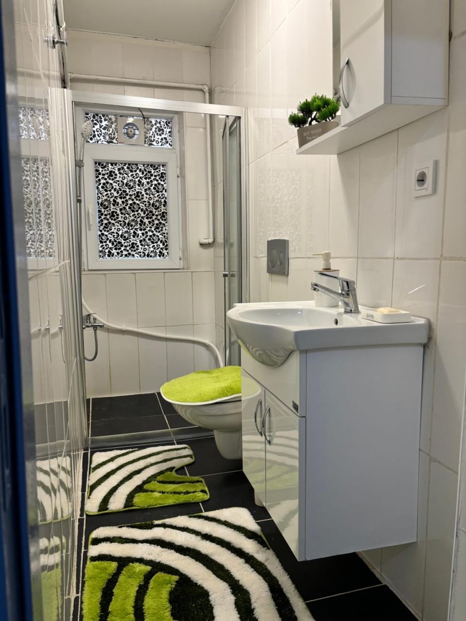 Cozy yellow home-2 Apartment in Istanbul