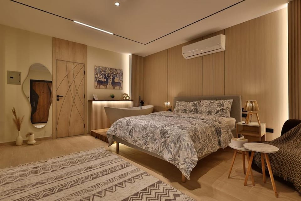 Luxury Studio with Bathtub Steps to City Stars Apartment in Cairo Governorate