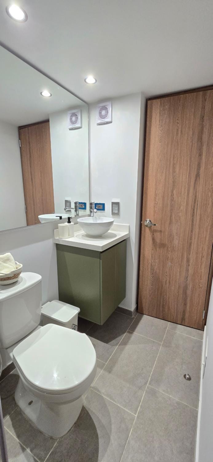 SkyView Studio 401 Premium Level & Top Views Smart Check-in Apartment in Bogota