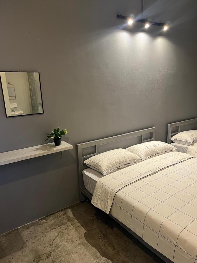 Roomah Ipoh En-suite attached-Bath R2 Vacation rental in Ipoh