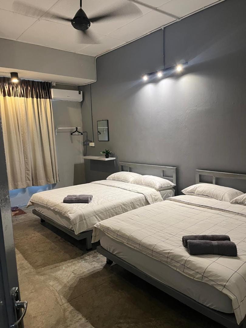 Roomah Ipoh En-suite attached-Bath R2 Vacation rental in Ipoh
