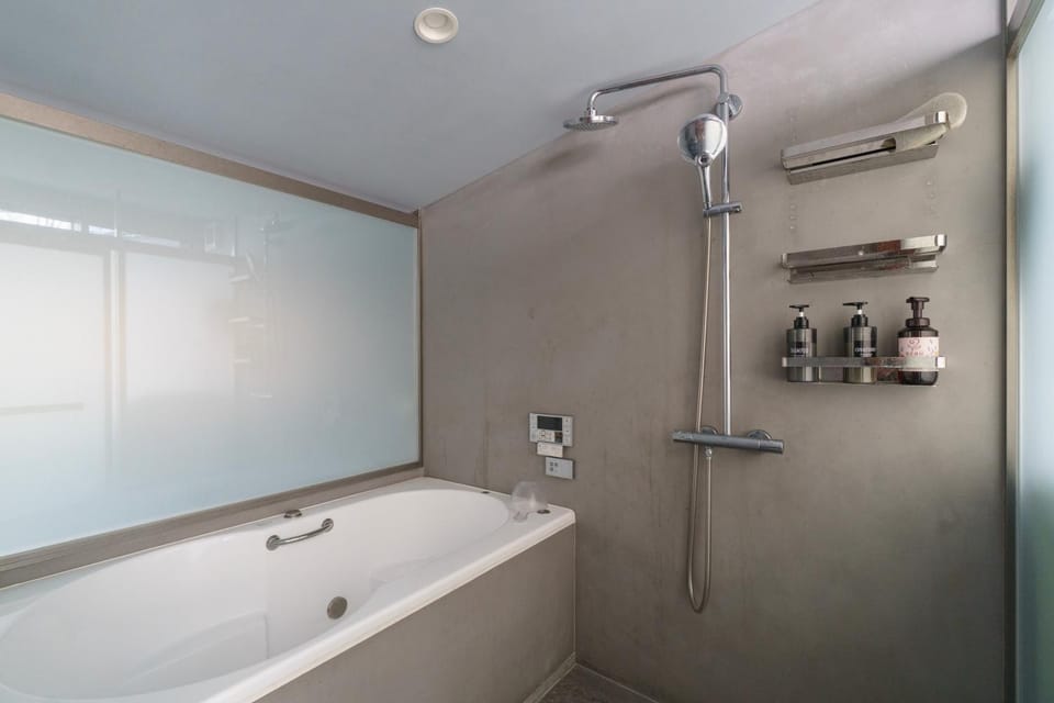 コラージュ三宿 Apartment in Shibuya