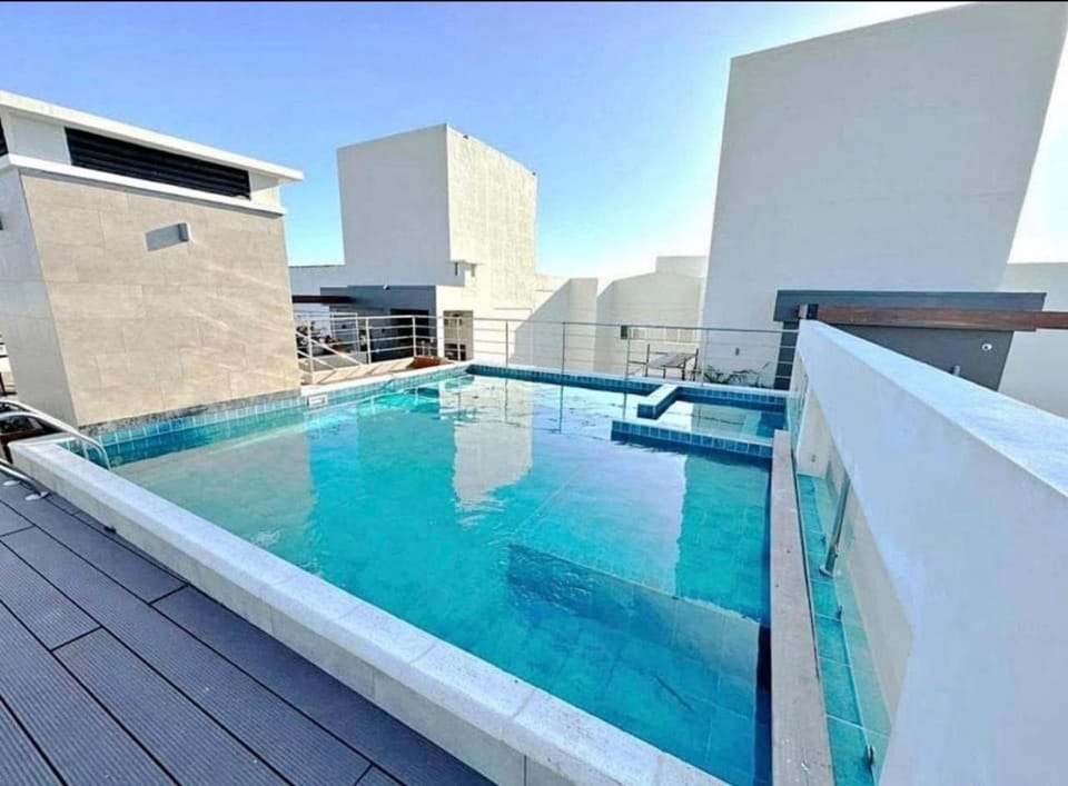 Pool view, Swimming pool
