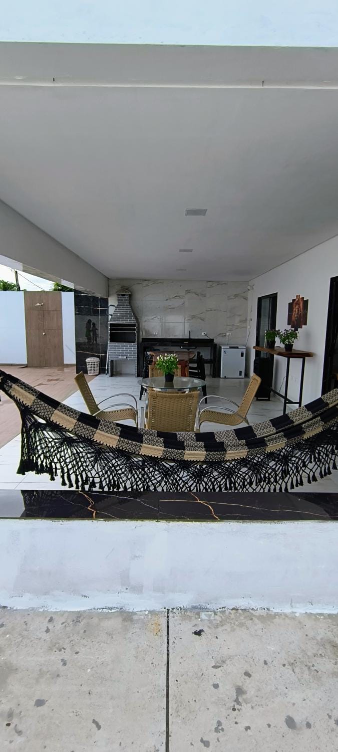 Casa Moderna 4 quartos 4 suites a 120 metros da praia Villa in Cabo de Santo Agostinho