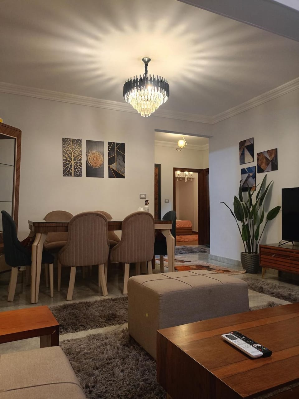 Luxury 2BR Apt Stylish Design Prime Area Today Apartment in Alexandria