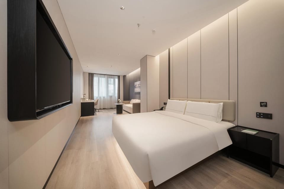 Atour Hotel -Fujian Avenue, Hongtang Metro Station, Fuzhou Hotel in Fujian