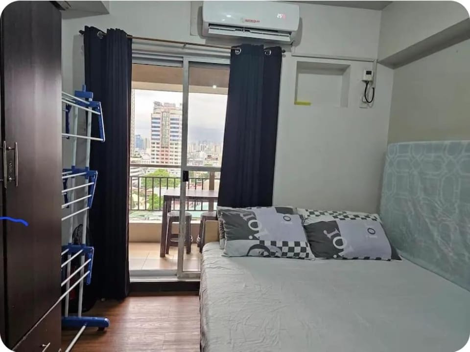 Cozy Studio-12 in Pasay Fully-equipped Great value Apartment in Pasay