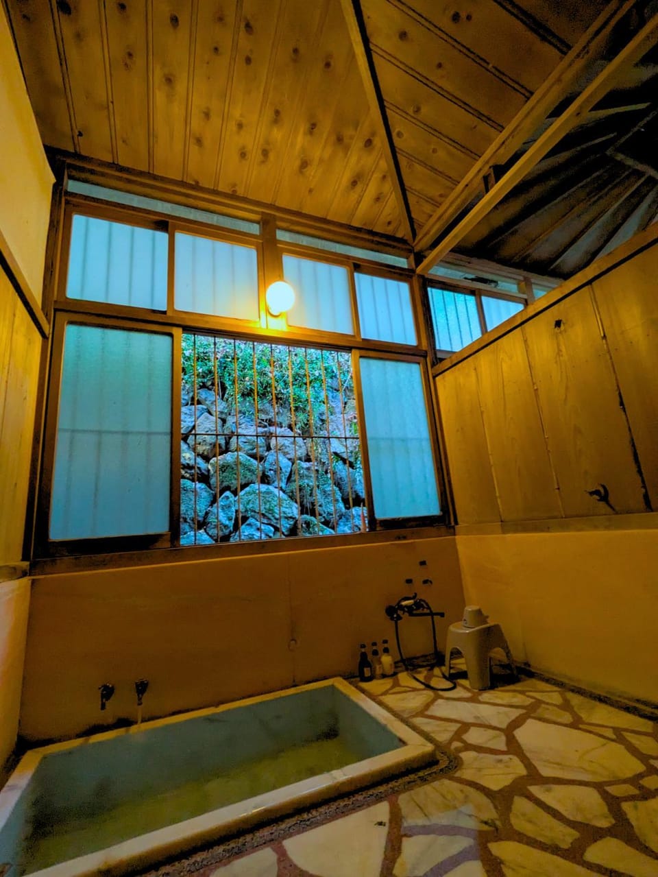 Hot Spring Bath, Hot Spring Bath