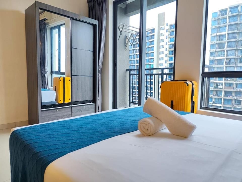 Central Park Cozy Floral Studio Netflix By STAY Apartment in Johor Bahru