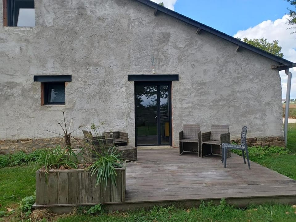 Au calme à la campagne 4 pers House in Brittany