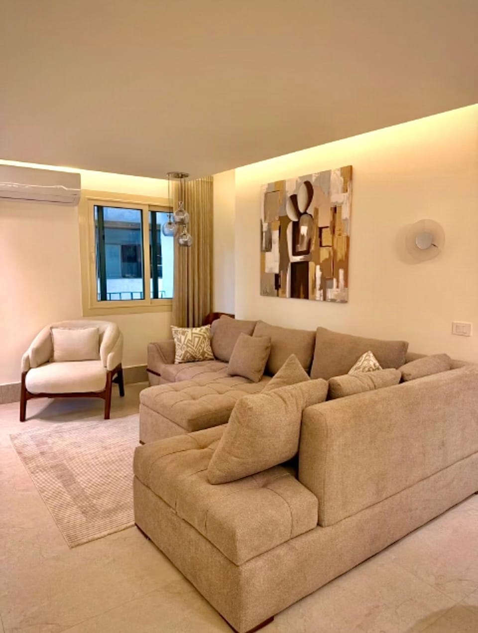 Living room, Seating area