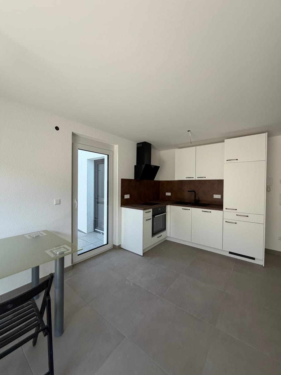 Moderne 2-Zimmer-Wohnung mit großer Terrasse und eigenem Stellplatz Apartment in Baden-Württemberg