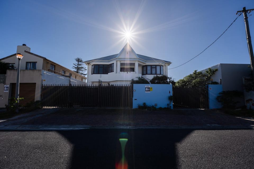 Property building, Neighbourhood, Street view