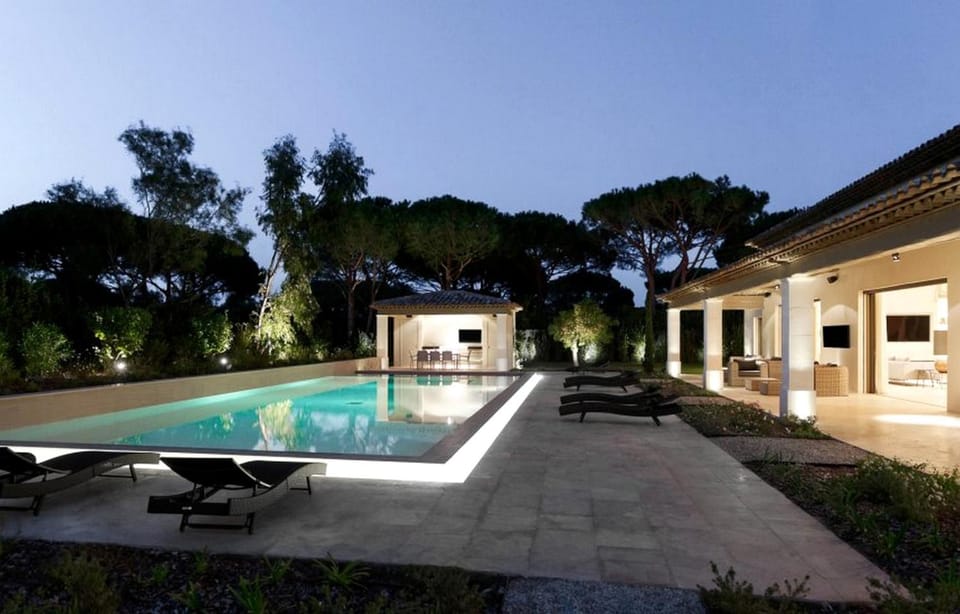 Property building, Patio, Day, Night, Natural landscape, Garden, Garden view, Pool view, Swimming pool, sunbed