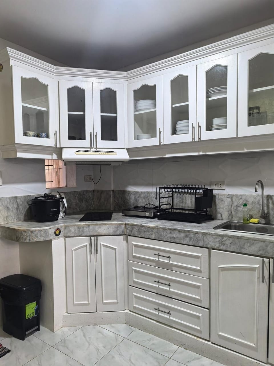 2BR Townhouse Near Clark Poolside Living for Groups Apartment in Angeles