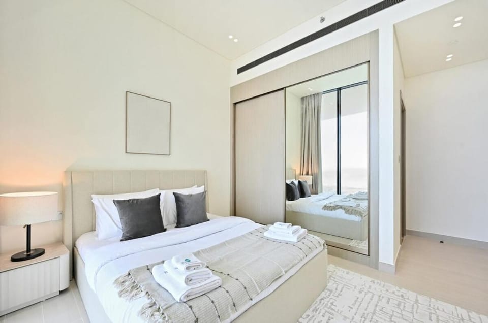 Bloomfields 1BR in Binghatti Phantom - JVC Apartment in Dubai
