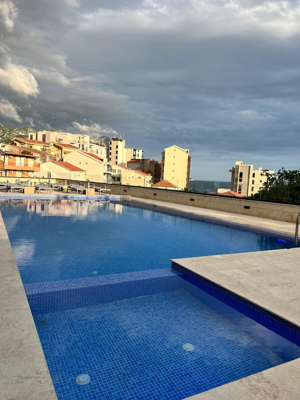 Pool view, Swimming pool