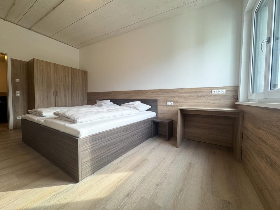 Bed, Photo of the whole room, Bedroom, wardrobe