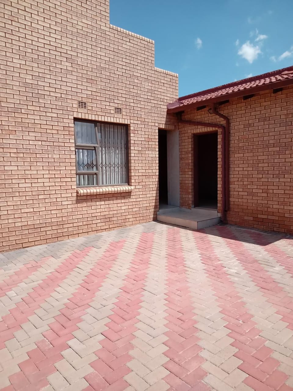 Nkotsha The Palace Apartment in Gauteng