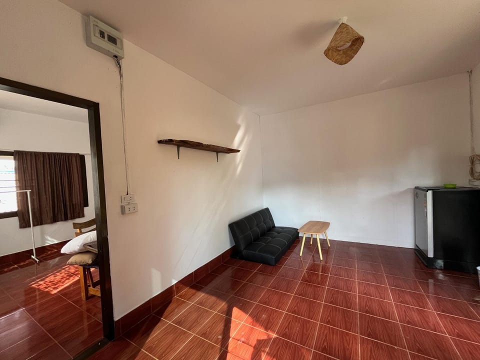 Honey Zen Zone Bed and Breakfast in Trat Changwat