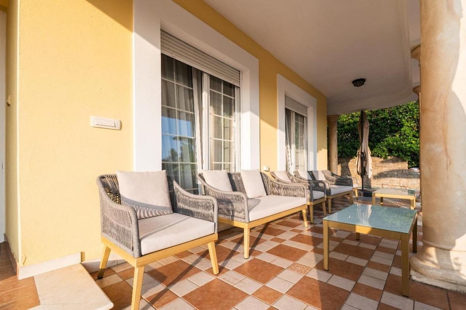 Villa Hacienda Apartment hotel in Montenegro