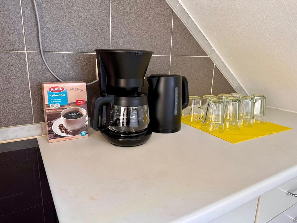 Coffee/tea facilities