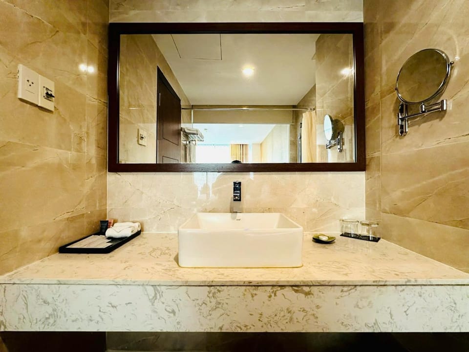 Éclat Mường Thanh Grand Nha Trang Hotel in Nha Trang