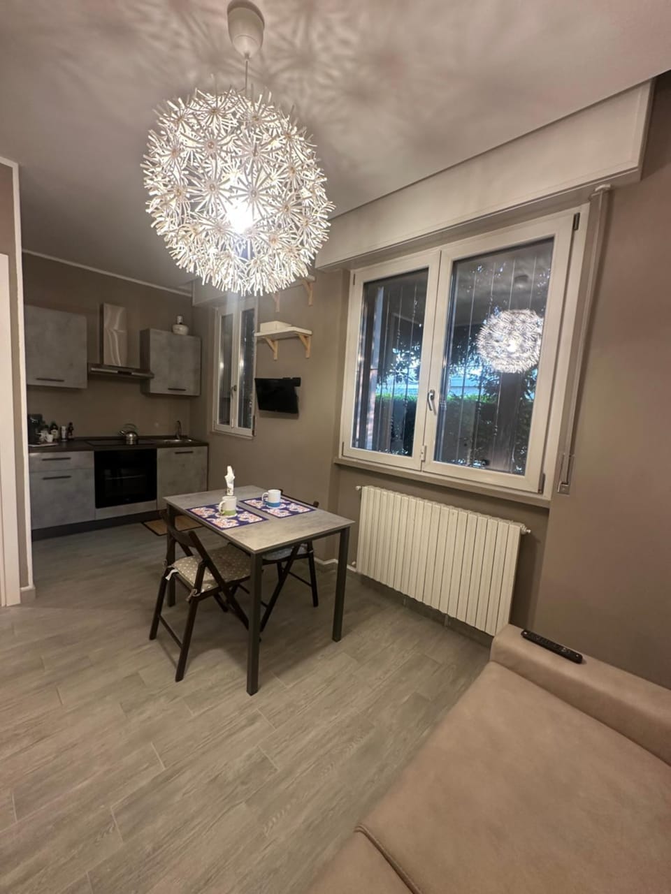 Casa strauss, elegante bilocale immerso nel verde Apartment in Lombardy