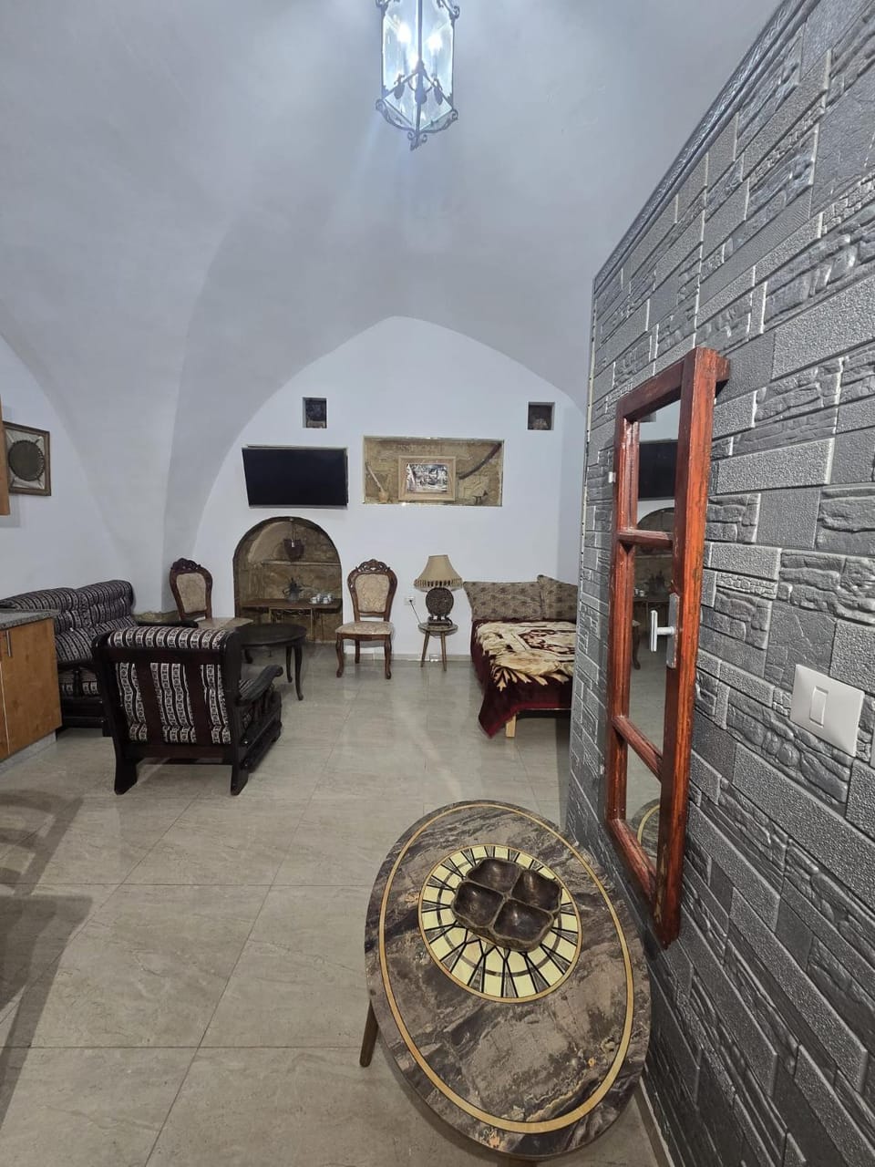 Property building, Seating area