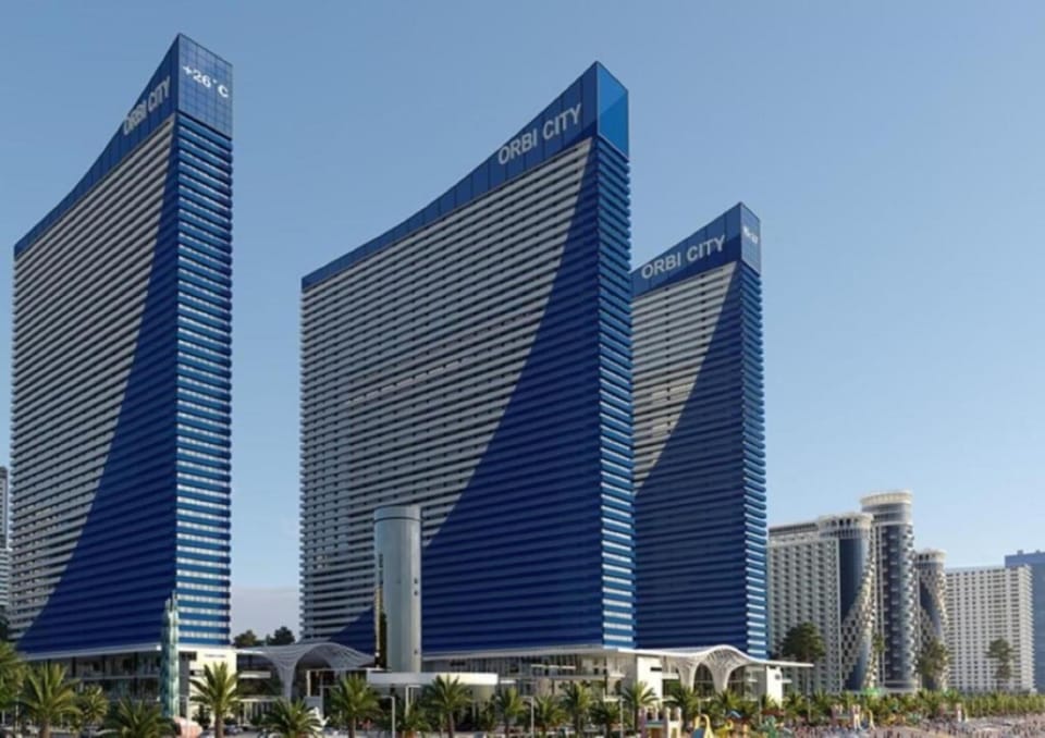Property building, Day, City view