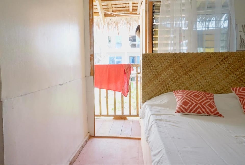 Nana's House Bed and Breakfast in Siargao Island
