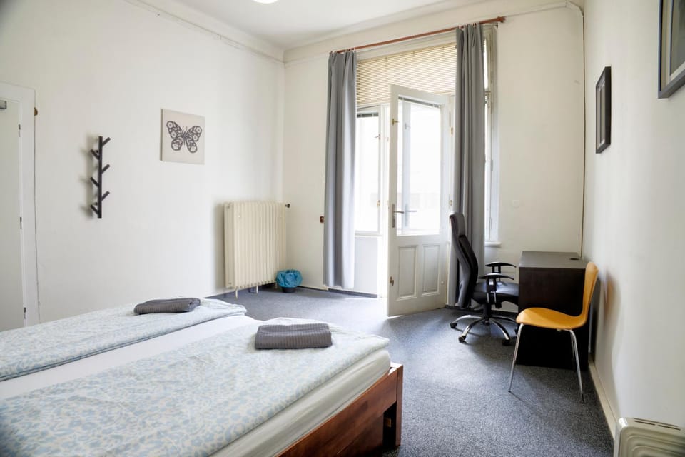 Station Stay Rooms near Main Train Station Bed and Breakfast in Prague
