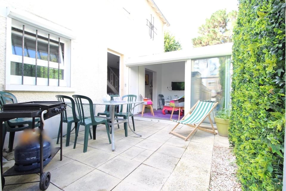 Garden, Balcony/Terrace