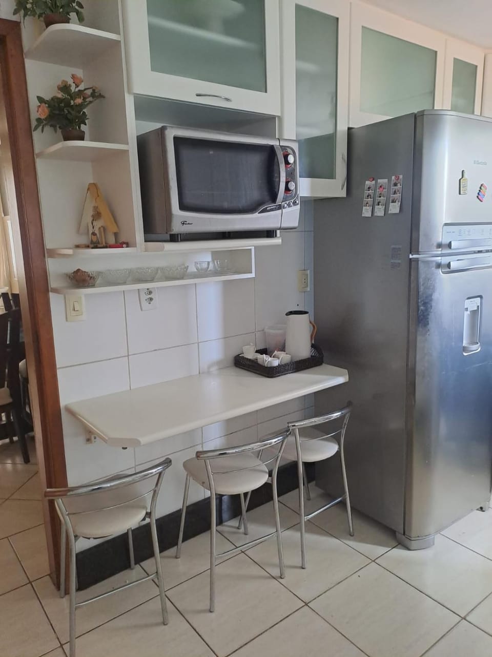 Apartamento para 8 pessoas 3 quartos com ar condicionado e 3 garagens! A 15 minutos do autódromo! Apartment in Goiania