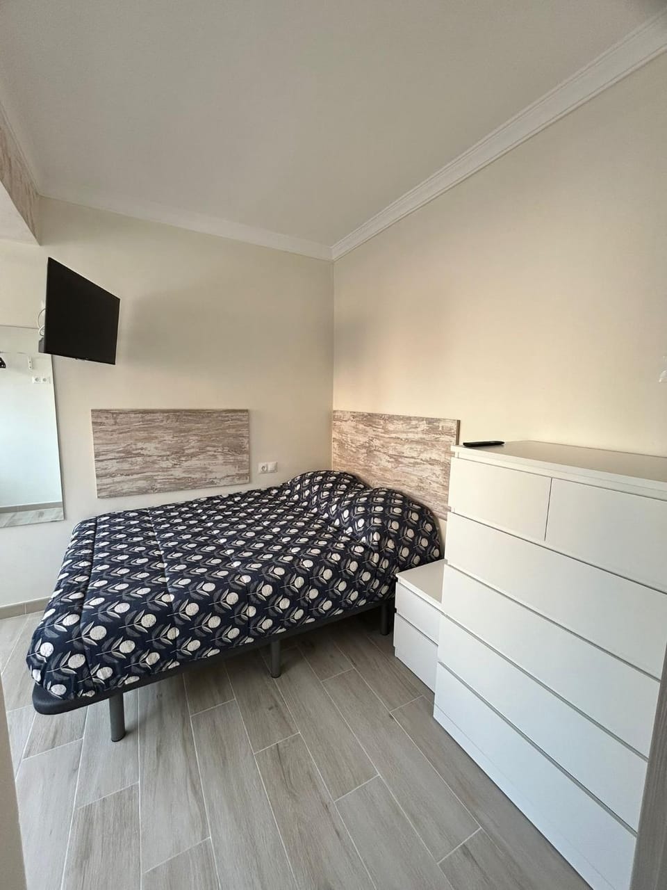 Bed, TV and multimedia, Other