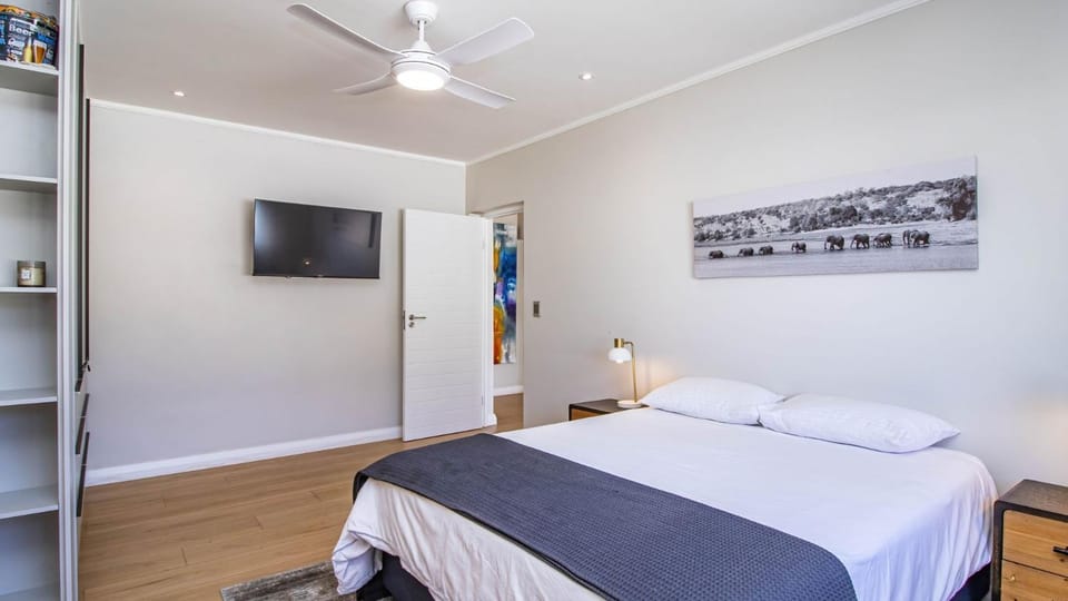 Robin Retreat by BACK IN TOWN Villa in Hermanus