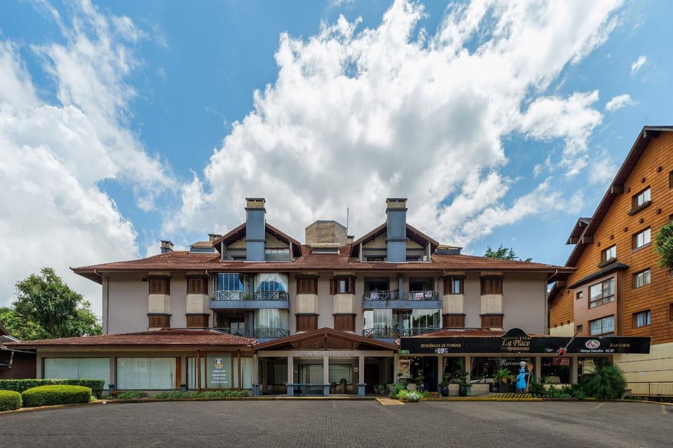 Duplex 3 dorm bem no Centro by Achei Gramado Apartment in Gramado
