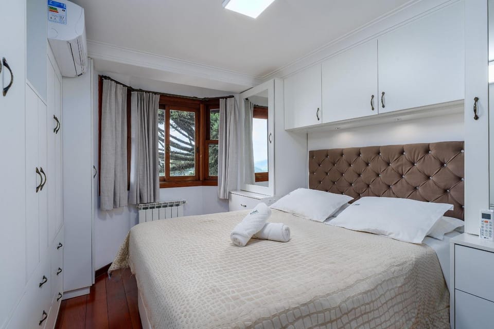 Duplex 3 dorm bem no Centro by Achei Gramado Apartment in Gramado