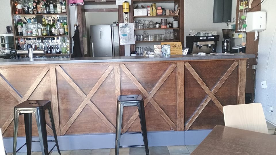 Rest'ô Bar Les 2 Ponts Bed and Breakfast in Aurillac