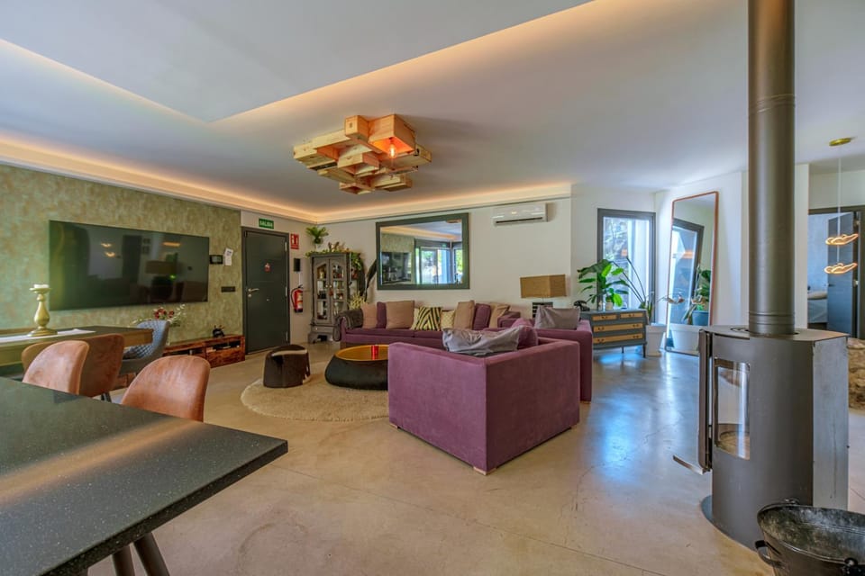 Villa de lujo con piscina, barbacoa, estufa, 3 habitaciones Villa in Castile and León
