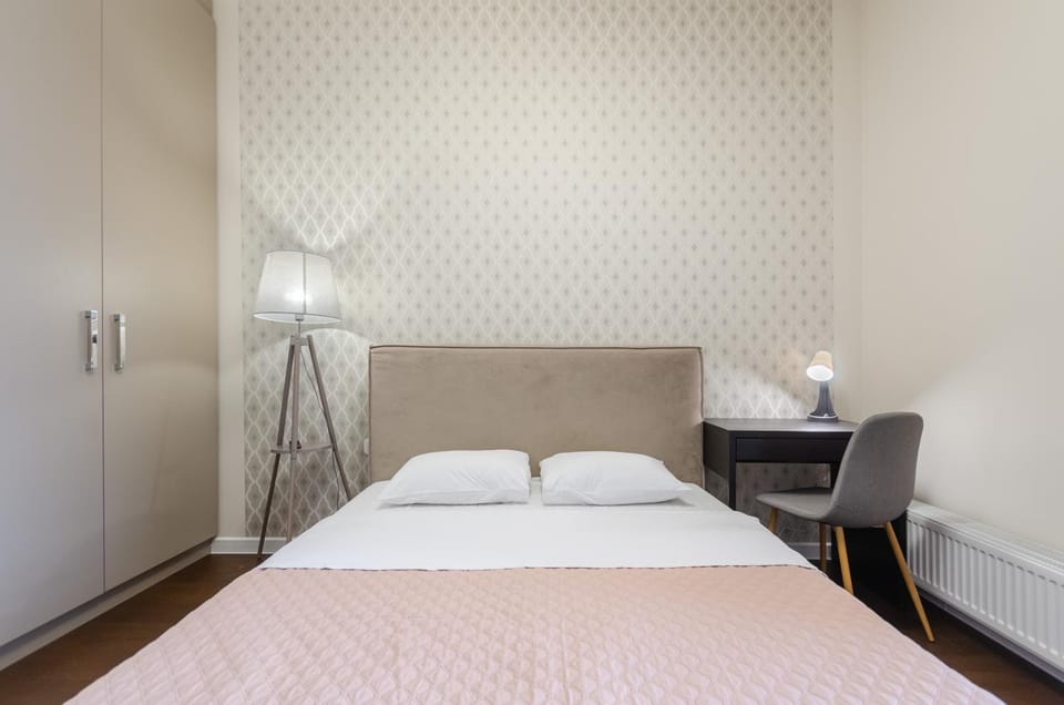 Bed, Bedroom, heating, wardrobe