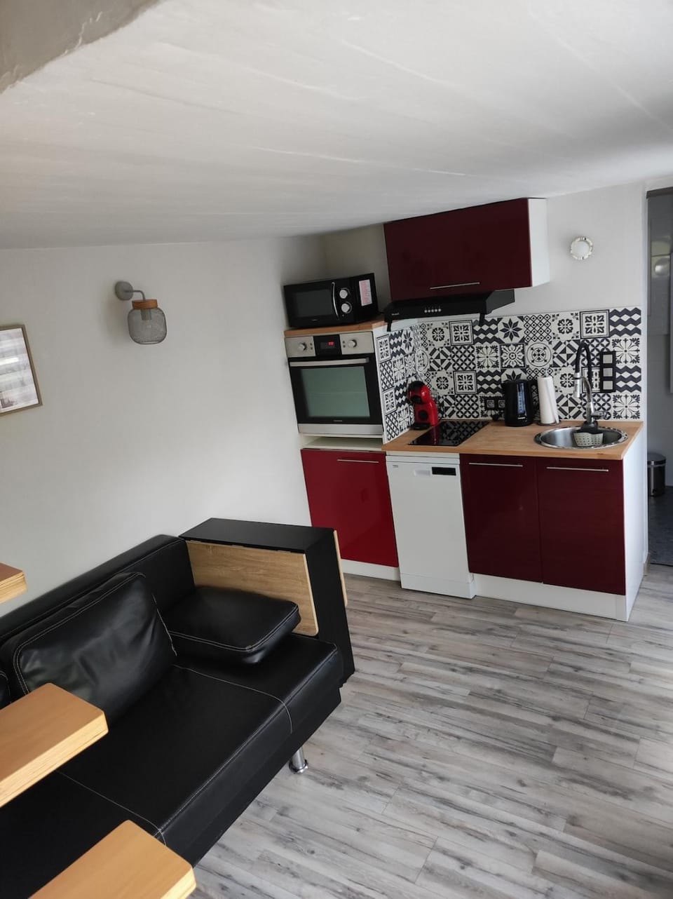 Kitchen or kitchenette, Living room