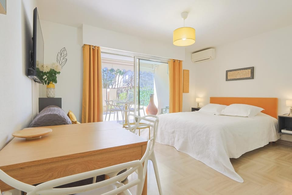 Le Zen Apartment in Cannes