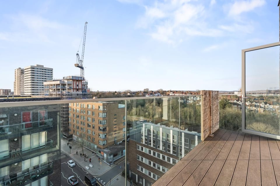 Property building, Balcony/Terrace