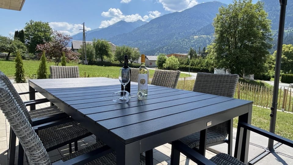 Natural landscape, Garden, Balcony/Terrace, Garden view, Mountain view, Mountain view